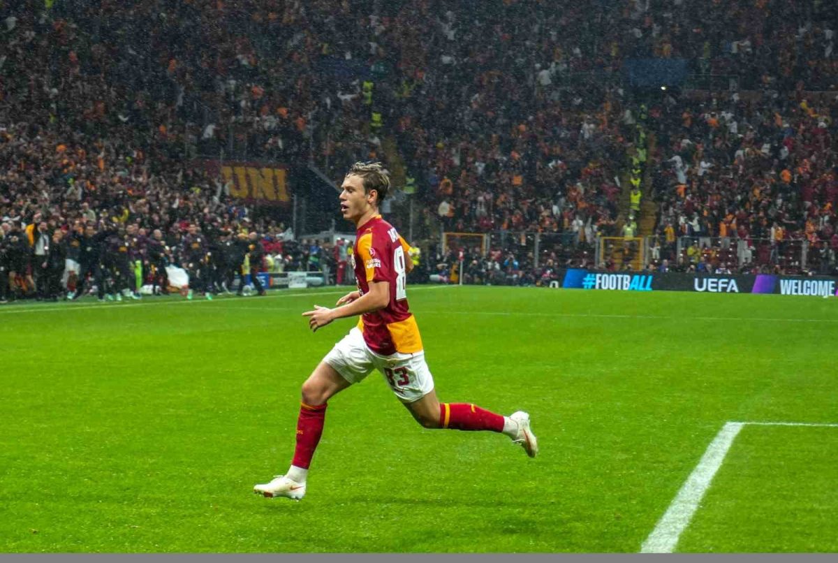 Aleksey Batrakov, ilk golünü Barcelona’ya karşı attı
