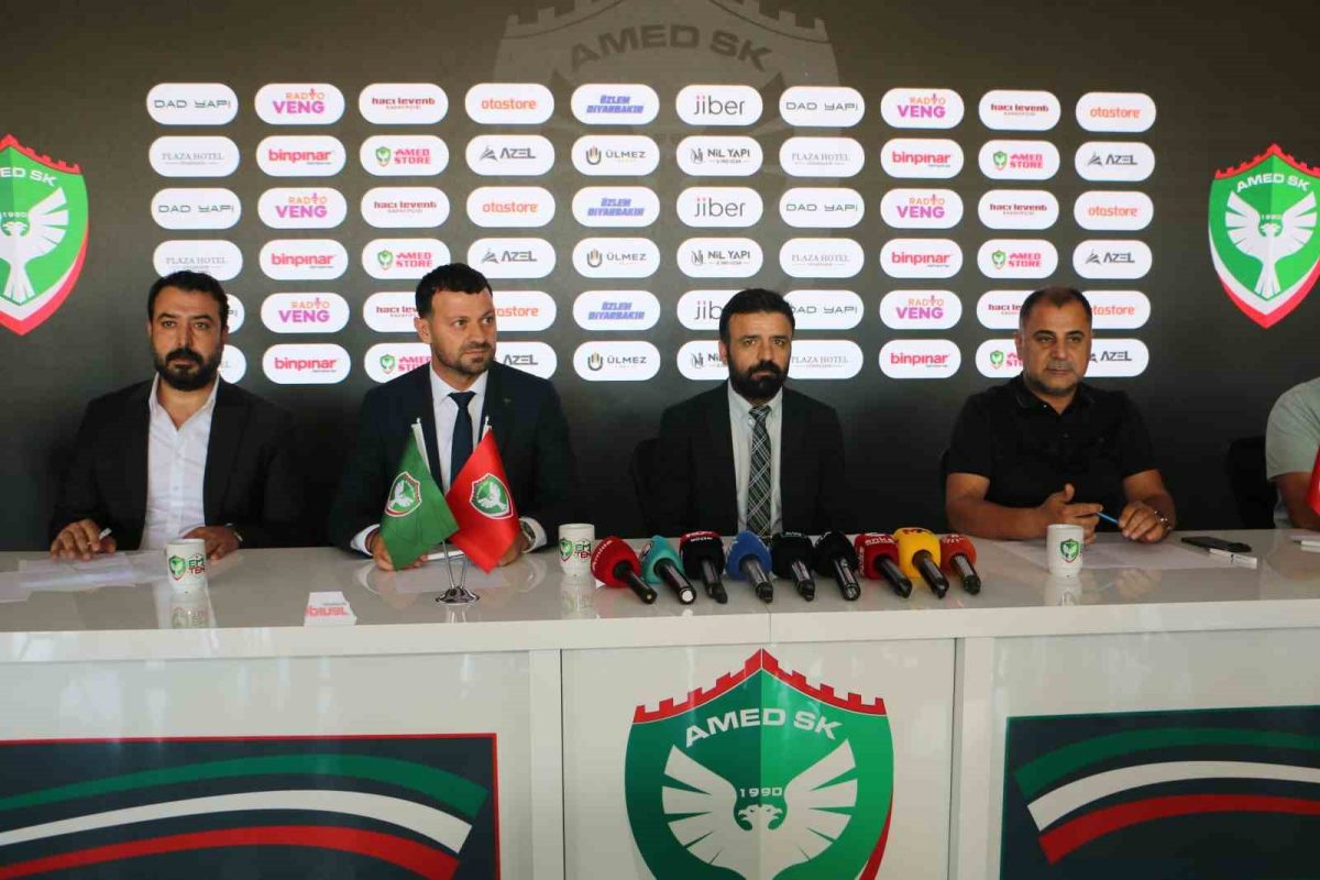 Amed Sportif Faaliyetler, Futbol Okulları Projesi’ni hayata geçirdi