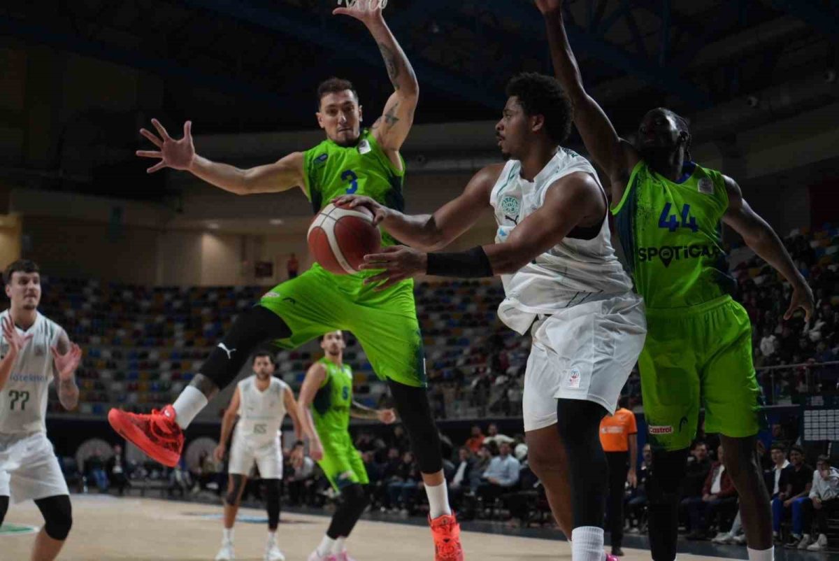 Basketbol Süper Ligi: Körfez Basket: 69 - TOFAŞ: 71 - Foto 2