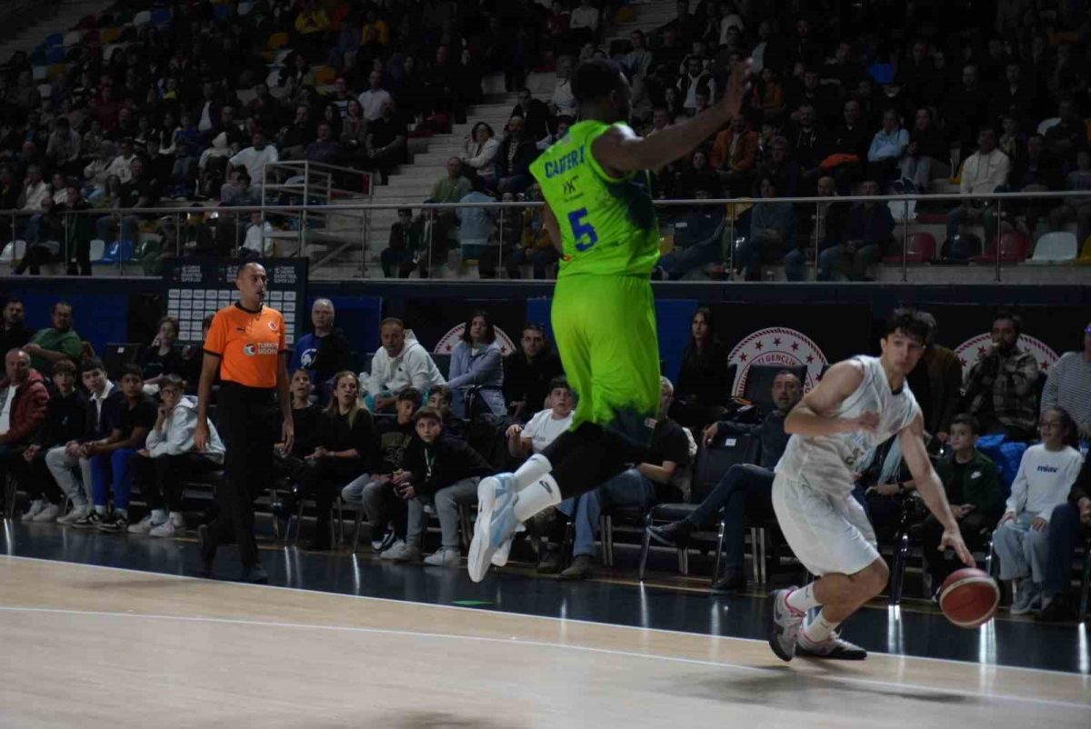 Basketbol Süper Ligi: Körfez Basket: 69 - TOFAŞ: 71 - Foto 5