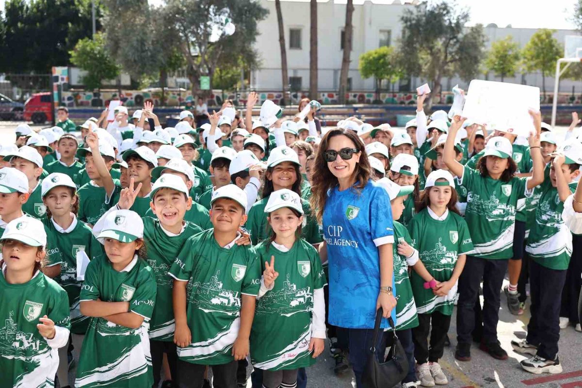Bodrum FK’dan öğrencilere yeşil beyaz sürpriz - Foto 3