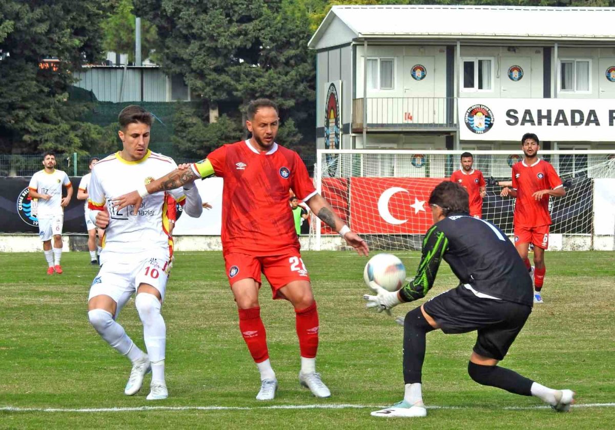 Çeşme Belediyespor evinde Yelkispor’a 1-0 mağlup oldu - Foto 2