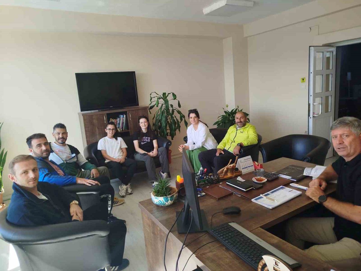 Çilimli’de okullarda sportif faaliyetler için hazırlıklar sürüyor