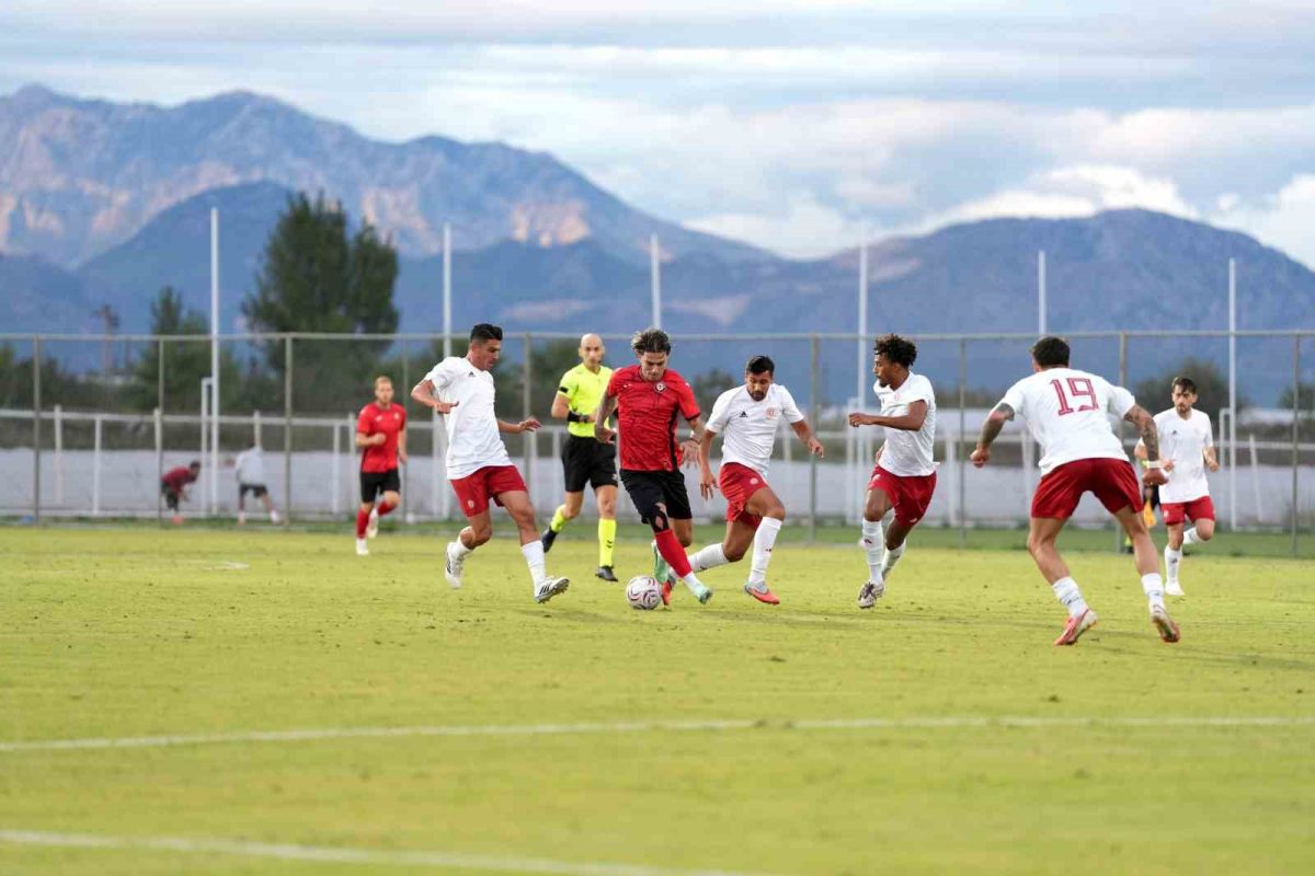 Çorum FK, hazırlık maçında Antalyaspor’a 2-1 mağlup oldu