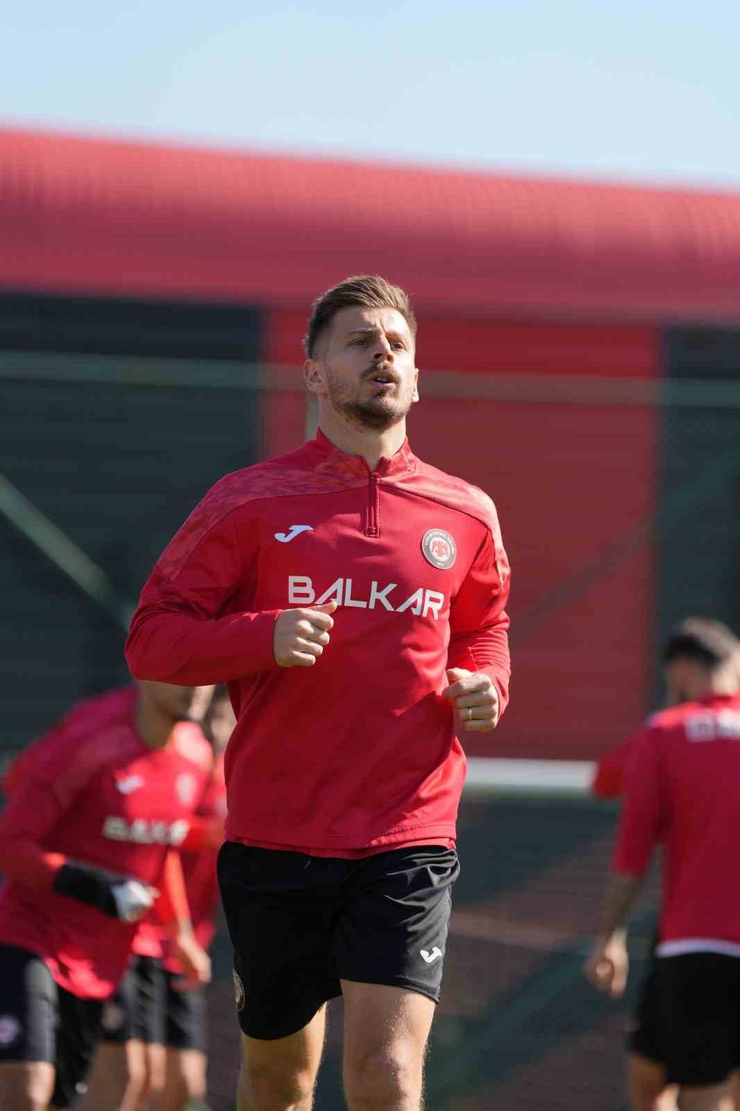 Çorum FK’da Göztepe maçı hazırlıkları sürüyor - Foto 5