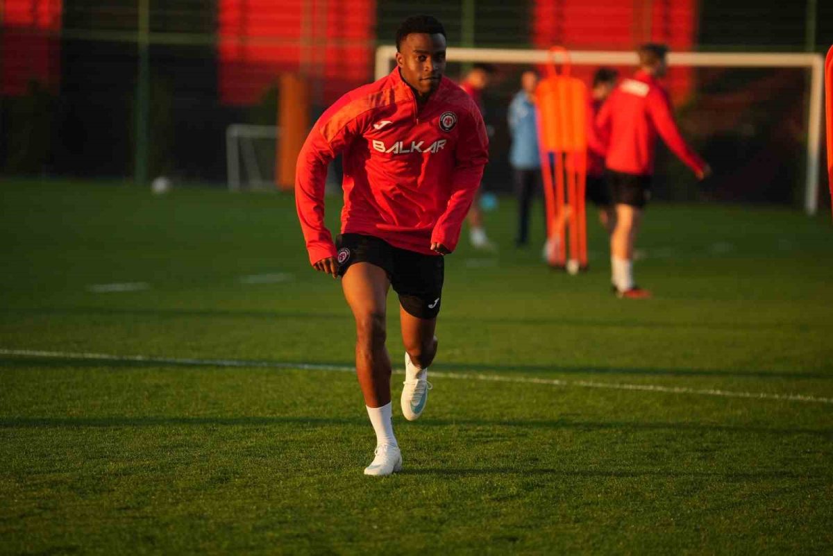 Çorum FK’da Göztepe mesaisi başladı - Foto 2