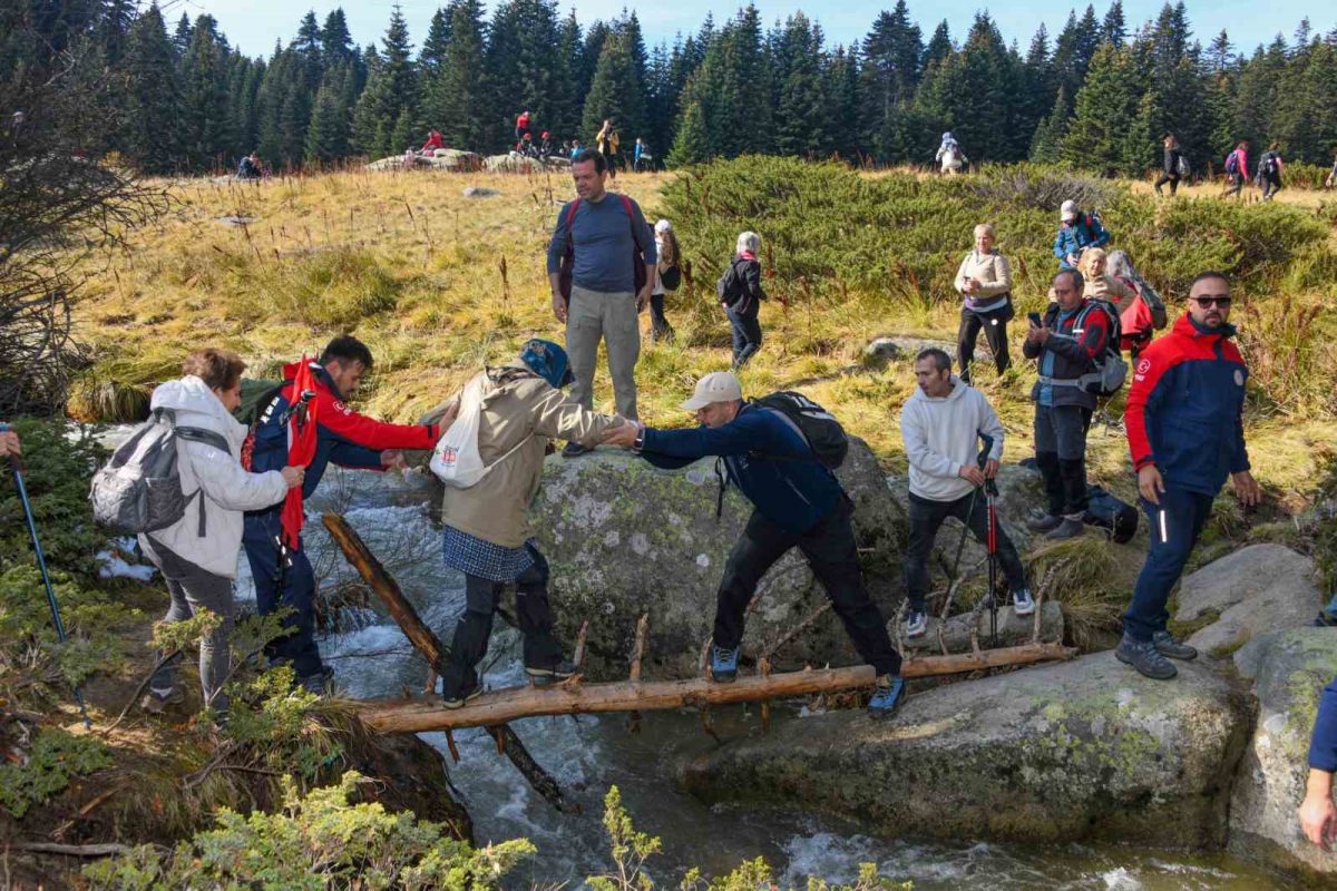 Cumhuriyet coşkusu Uludağ’ın zirvesinde yaşandı - Foto 6