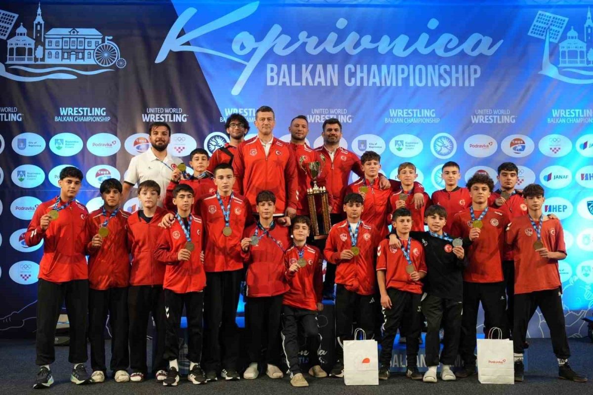 Denizlili güreşçiler Balkanları fethetti