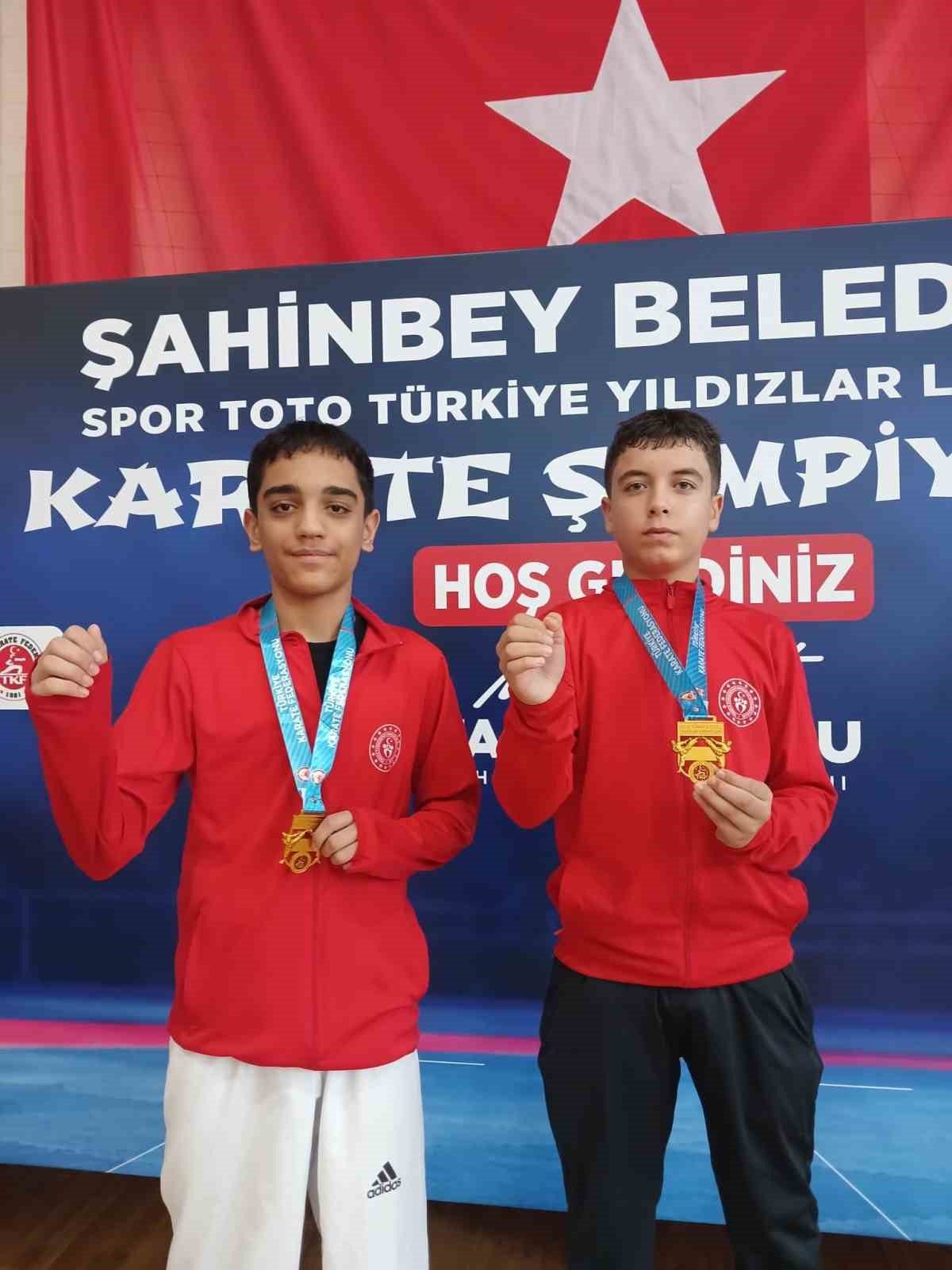 Elazığlı karatecilerden 6 madalya - Foto 4