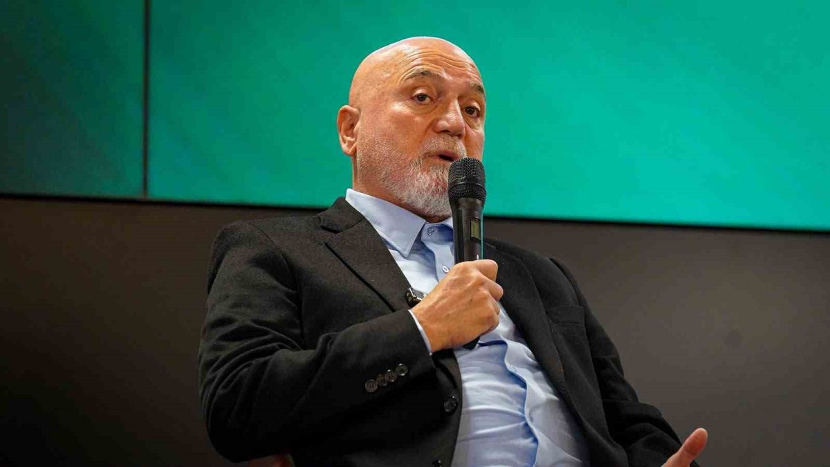 Esenler Erokspor Teknik Direktörü Hikmet Karaman: "Milli takımı bu ülkenin evladı çalıştırmalı" - Foto 6