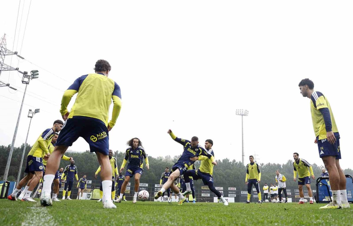 Fenerbahçe, Göztepe maçının hazırlıklarını sürdürdü - Foto 4