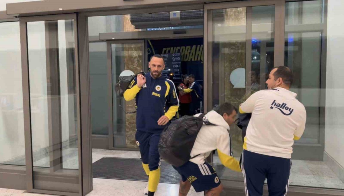 Fenerbahçe kafilesi Rize’den ayrıldı - Foto 3