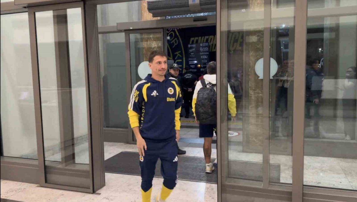 Fenerbahçe kafilesi Rize’den ayrıldı - Foto 4