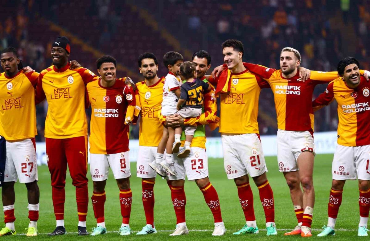 Galatasaray maç fazla liderliğe yükseldi