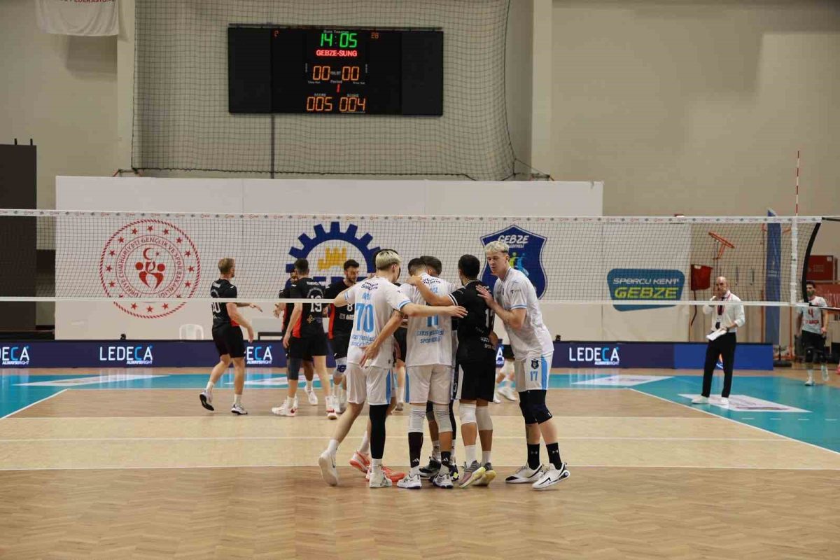 Gebze Belediyespor, Sungurlu Belediyespor’u 3-0 yendi - Foto 5