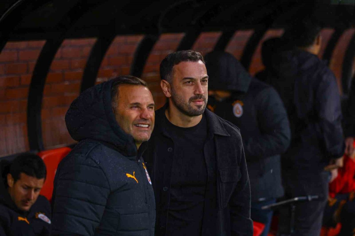 Hazırlık maçı: Pendikspor: 1 - Galatasaray: 0 (Maç devam ediyor) - Foto 8
