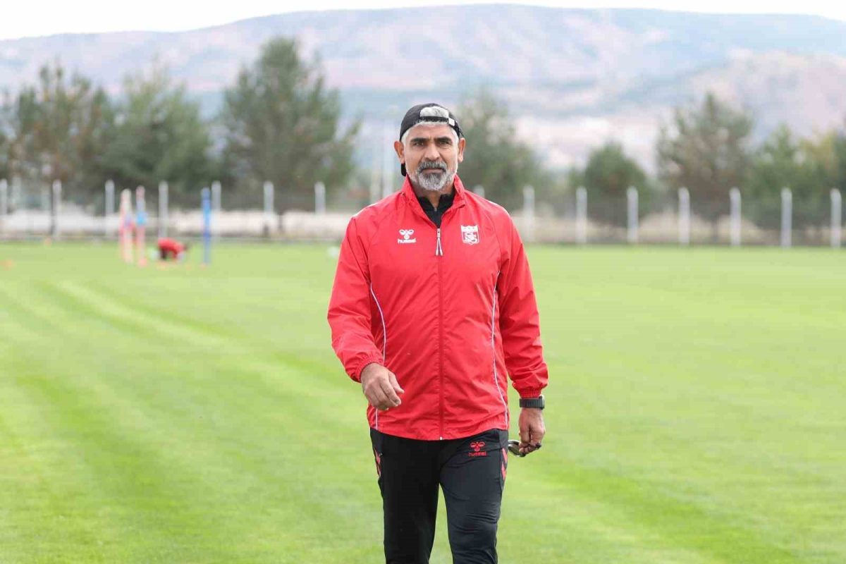 İsmet Taşdemir: "Futbol anlamında işler doğru gitmiyor" - Foto 3
