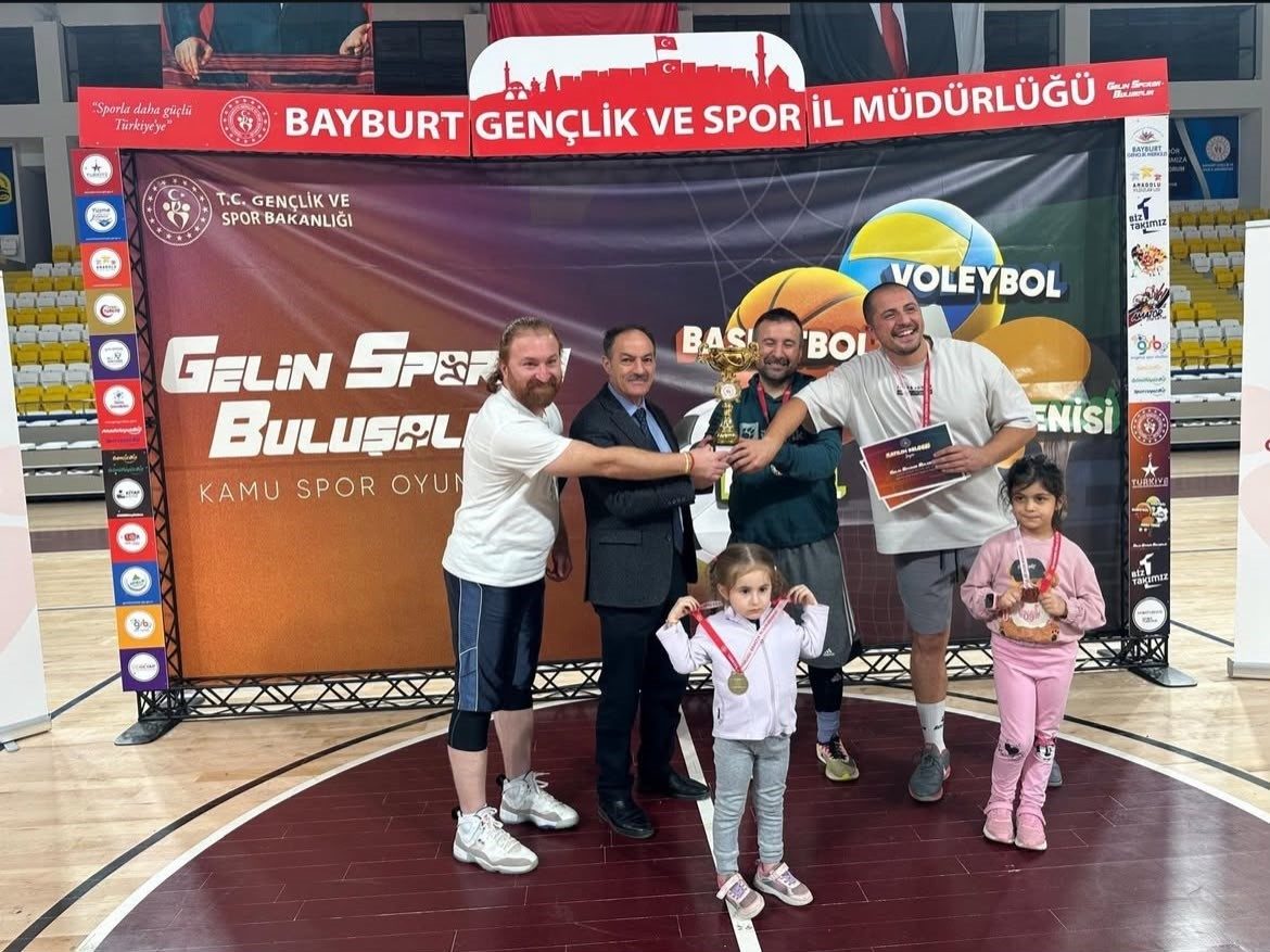 Kamu Spor Oyunları Basketbol İl Birinciliği tamamlandı - Foto 3