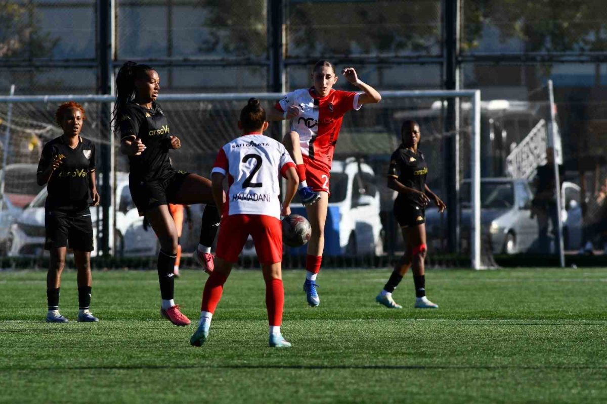 Kayseri Kadın FK evinde berabere kaldı - Foto 2