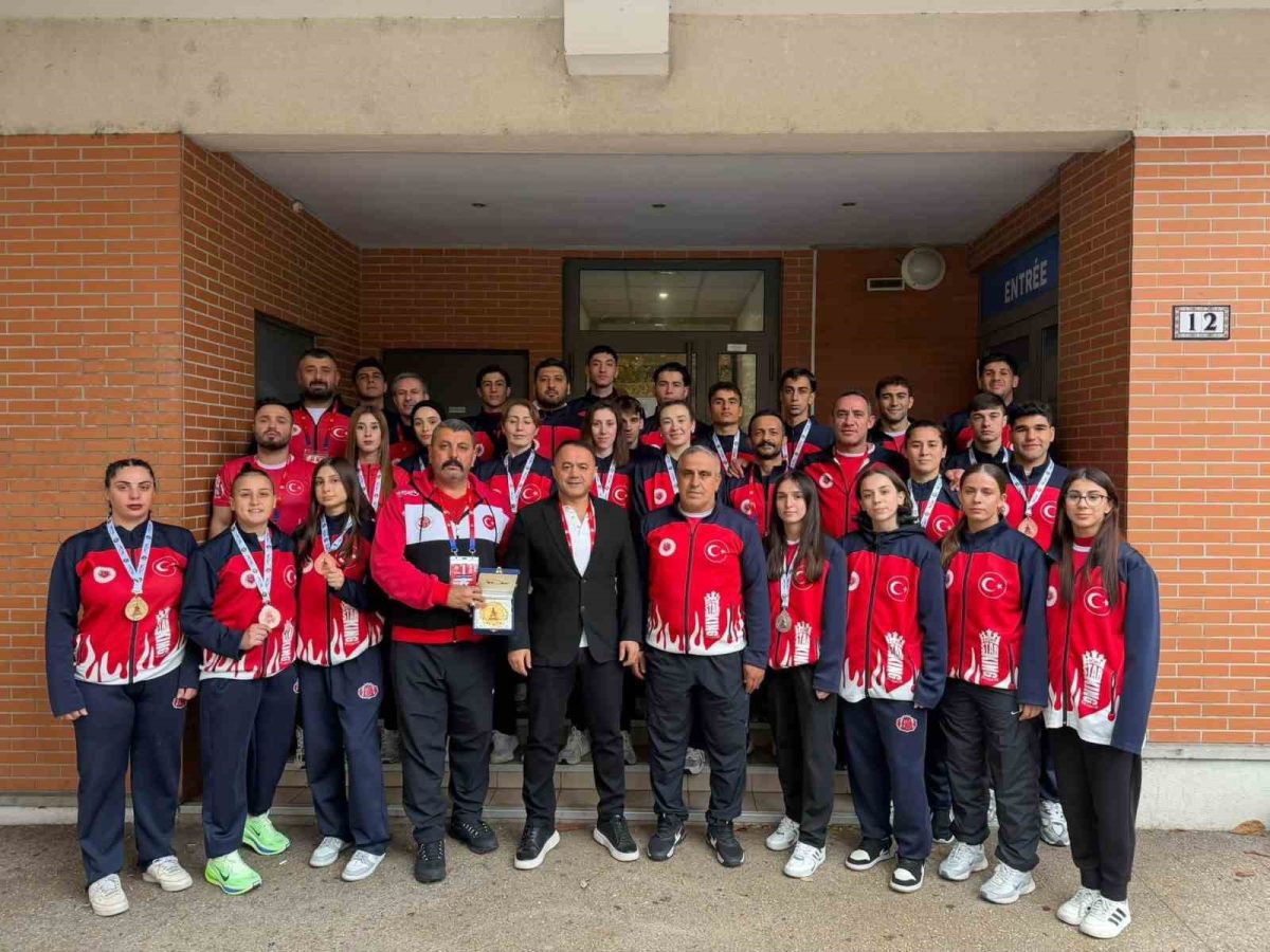 Kayserili sporcular Paris’ten 3 madalyayla döndü