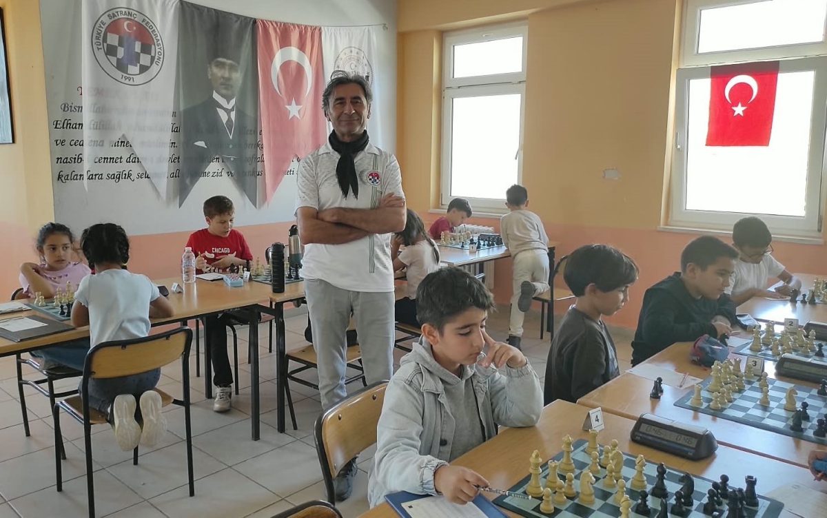 Köyceğiz’de Cumhuriyet coşkusu satrançla buluştu - Foto 2