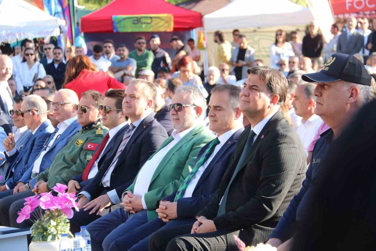 Ölüdeniz Hava Oyunları Festivali’nin açılışı gerçekleştirildi - Foto 5