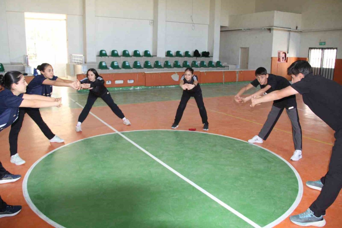 Şampiyon sporcular, Bingöl’de yeni şampiyonluklara hazırlanıyor - Foto 5