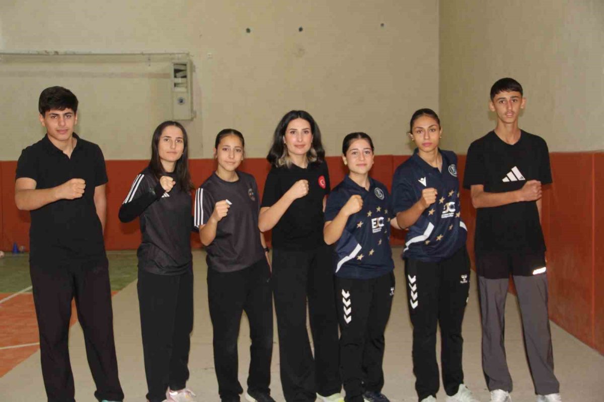 Şampiyon sporcular, Bingöl’de yeni şampiyonluklara hazırlanıyor - Foto 6