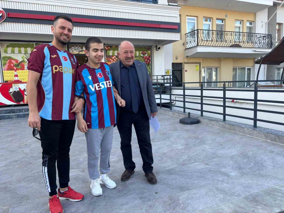 Tavşanlı’da gençler Cumhuriyet koşusunda ter döktü - Foto 3