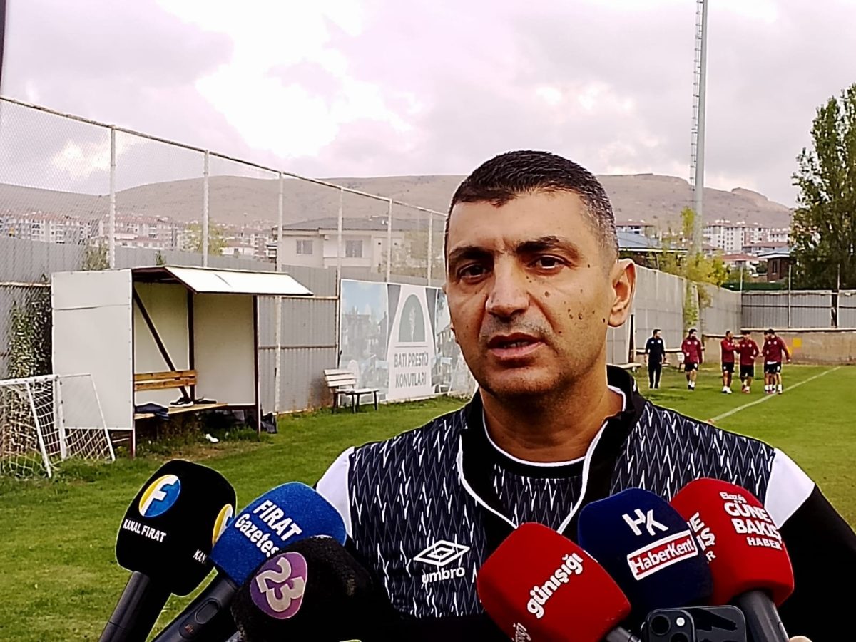 Teknik Direktör Bozkurt: "İçeride kazanmak istiyoruz"