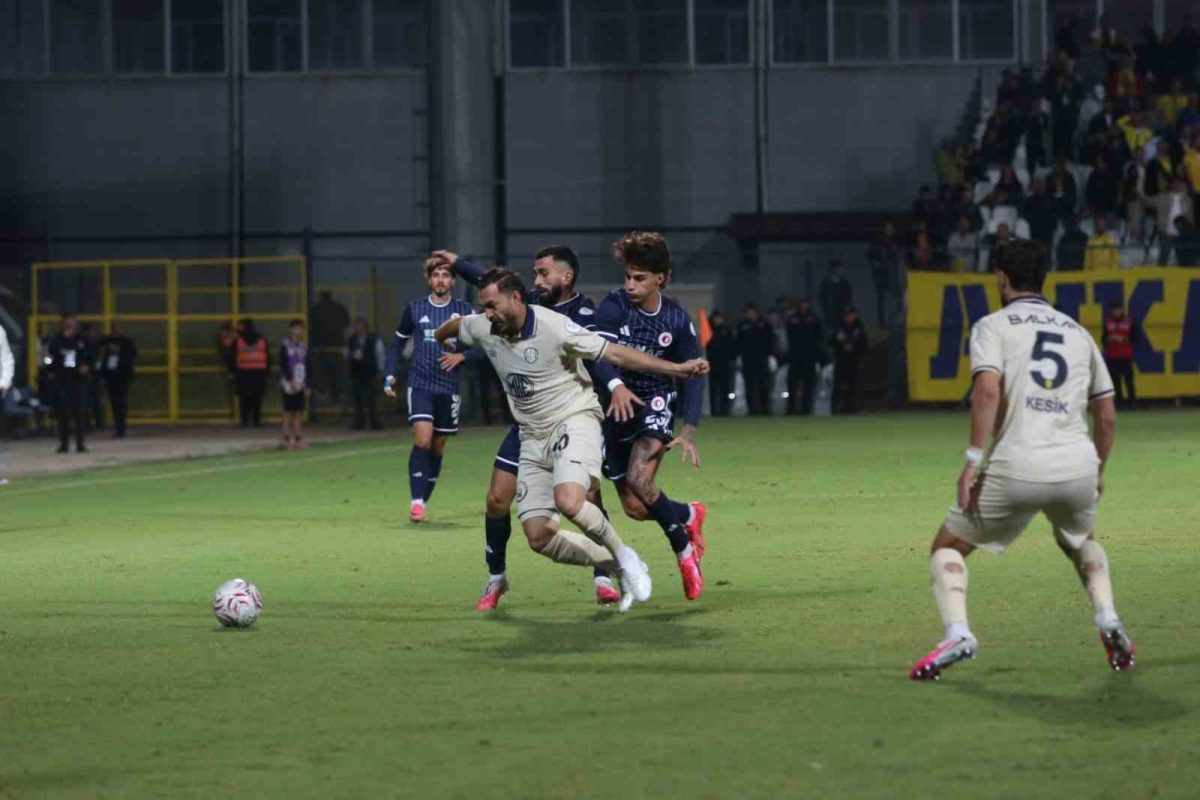 TFF 2. Lig: Fethiyespor: 2 - Ankaragücü: 2 - Foto 6