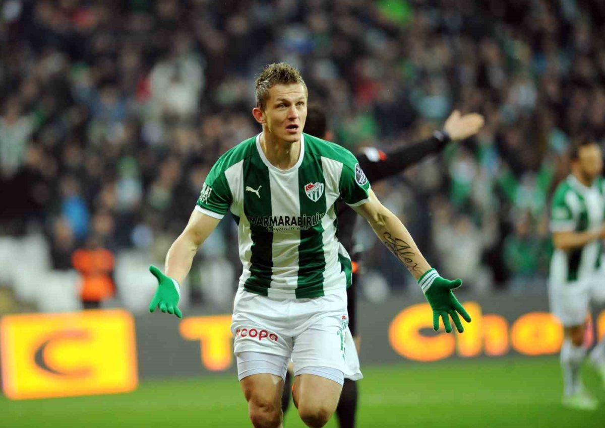 Tomas Necid: "Slavia Prag için en büyük tehdit Muriqi ve Greenwood"