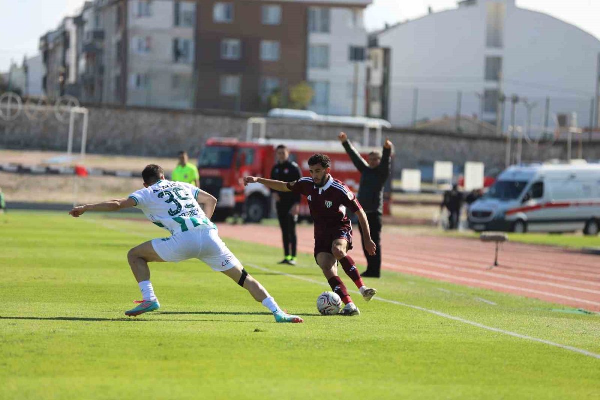 Trendyol 1. Lig: Bandırmaspor: 1 - Iğdır Futbol Kulübü: 2