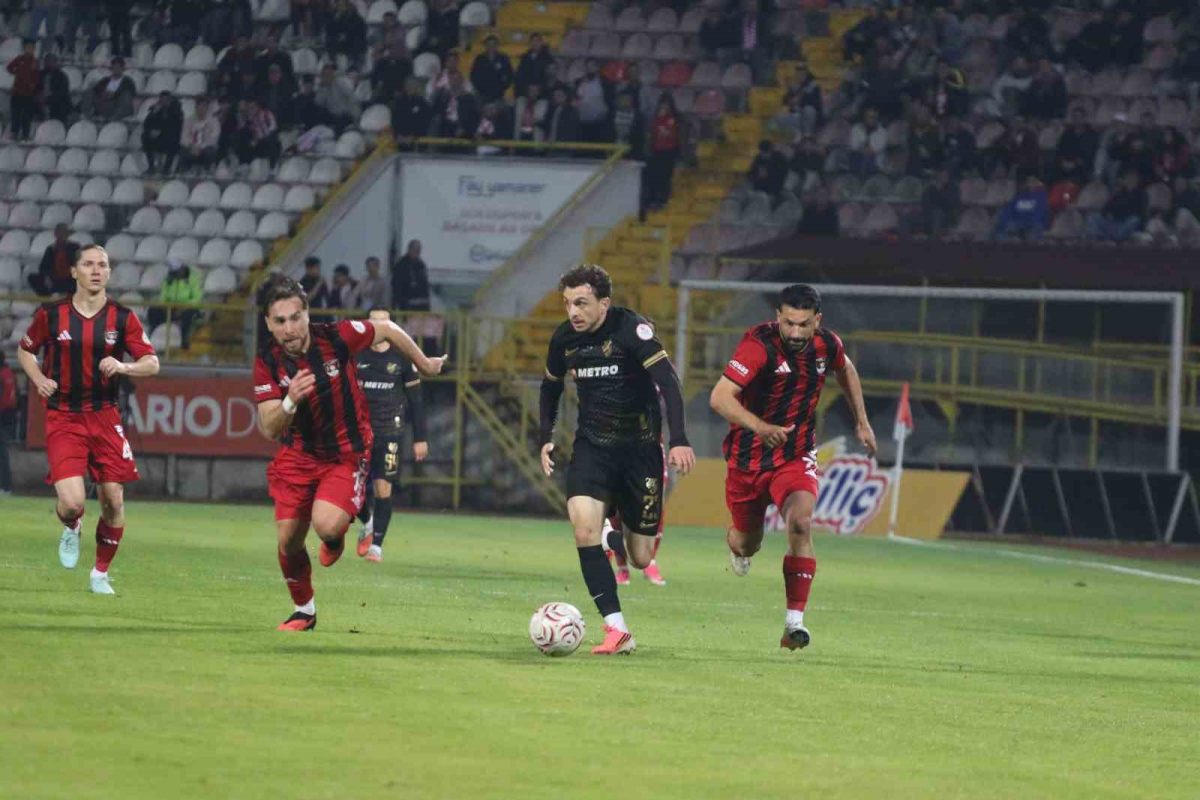 Trendyol 1. Lig: Boluspor: 0 - Vanspor FK: 3 - Foto 5