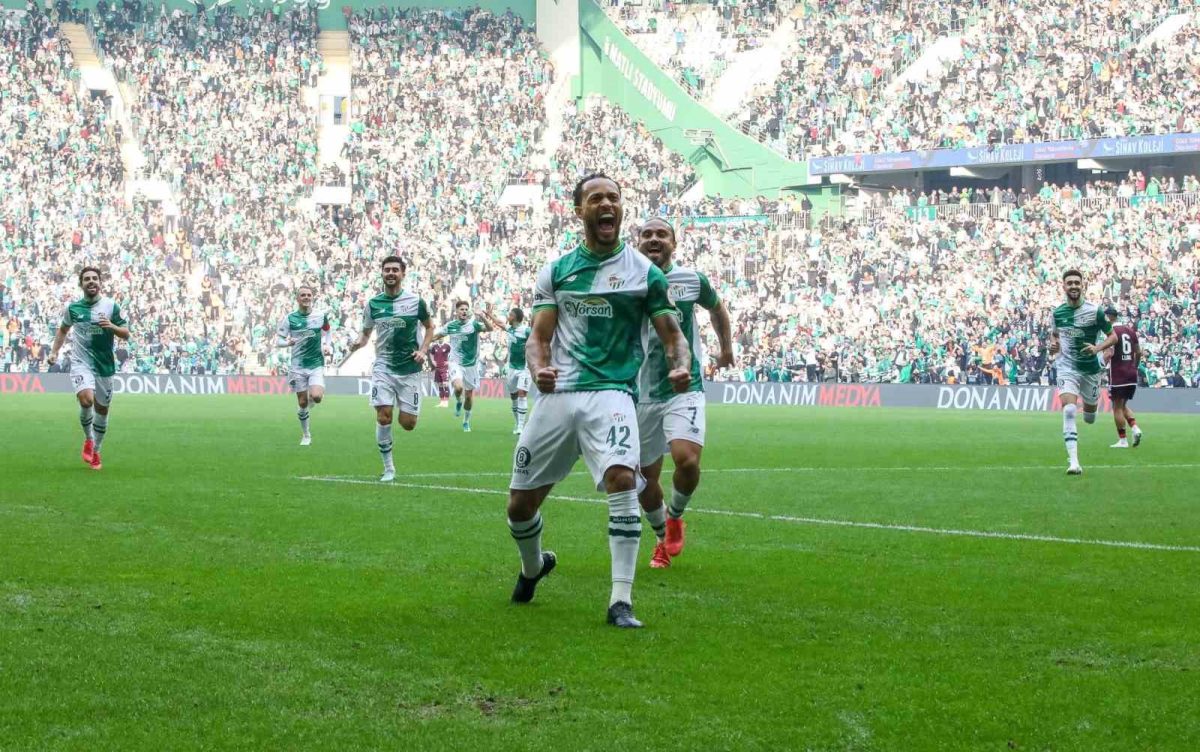 Trendyol 1. Lig: Bursaspor: 3 - Bandırmaspor: 0