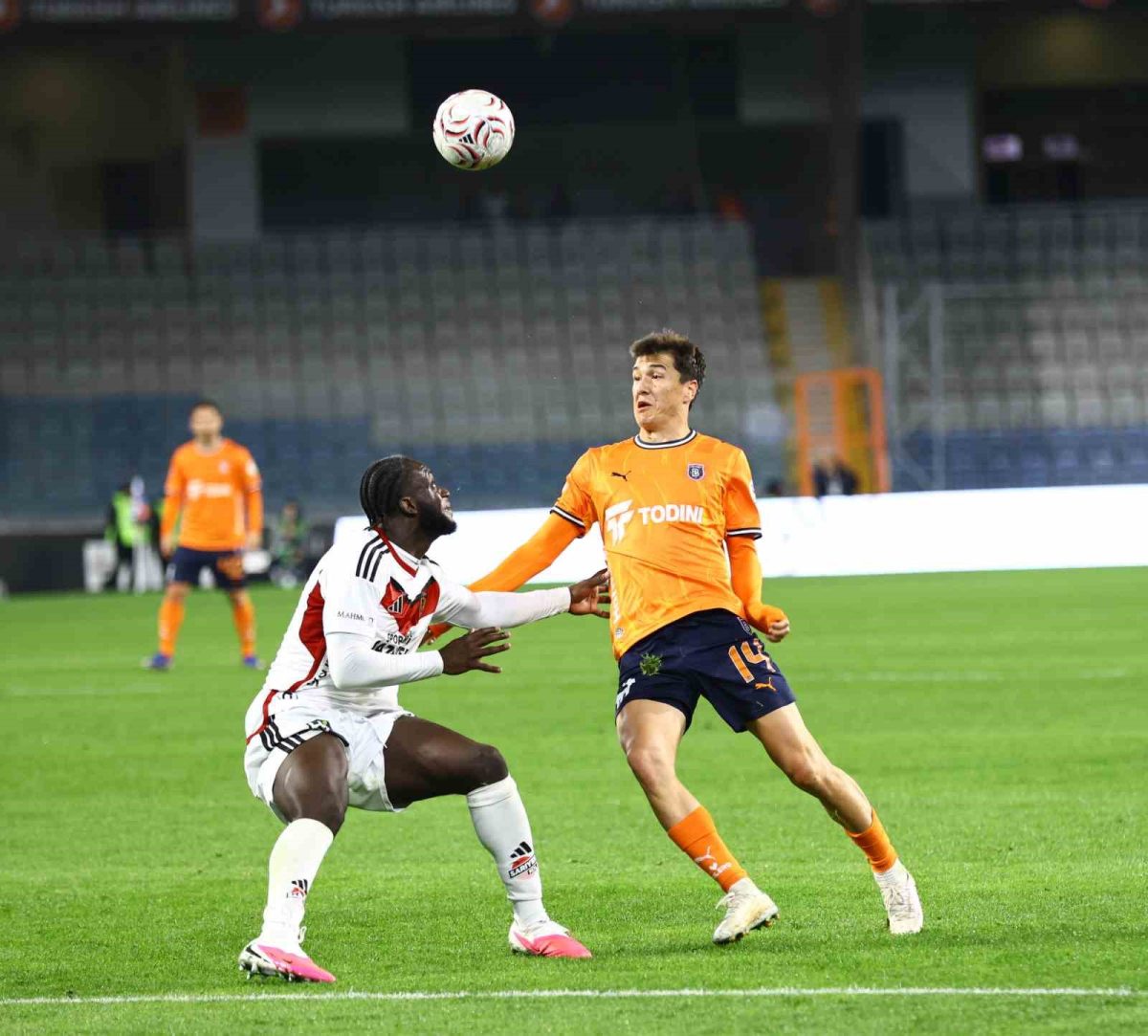 Trendyol Süper Lig: Başakşehir: 2 - Gaziantep FK: 1 (Maç sonucu) - Foto 8