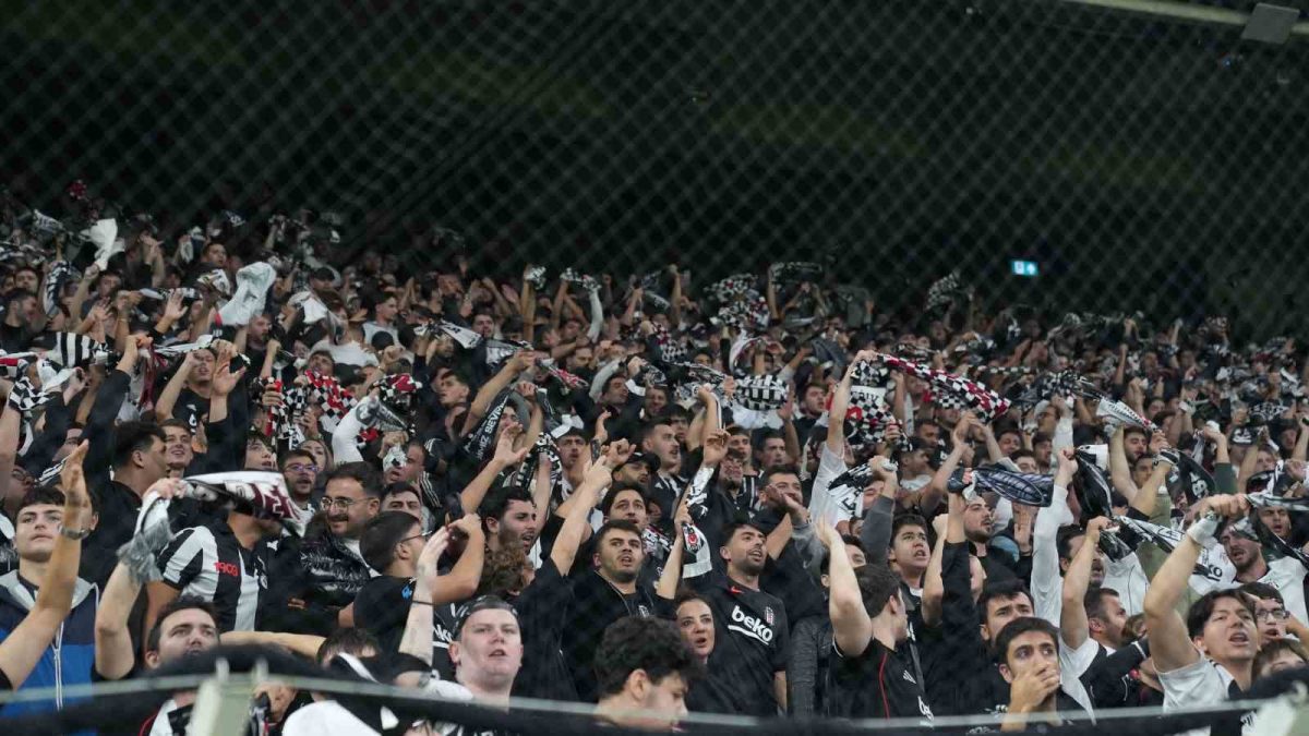 Trendyol Süper Lig: Beşiktaş: 2 - Başakşehir: 0 (Maç sonucu) - Foto 2
