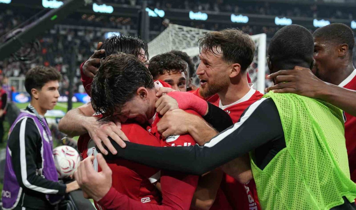 Trendyol Süper Lig: Beşiktaş: 2 - Başakşehir: 0 (Maç sonucu) - Foto 6