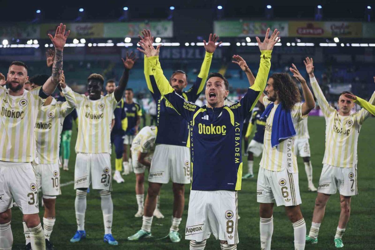Trendyol Süper Lig: Çaykur Rizespor: 0 - Fenerbahçe: 3 (Maç sonucu) - Foto 2