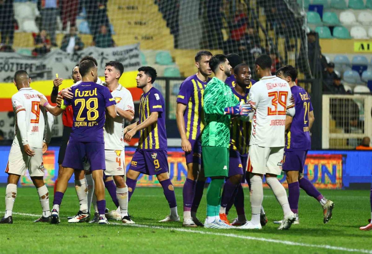 Trendyol Süper Lig: Eyüpspor: 0 - Göztepe: 1 (İlk yarı) - Foto 6