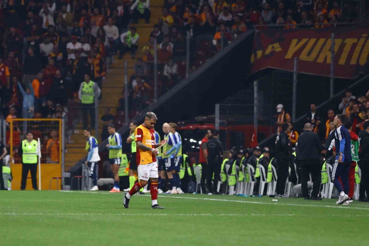 Trendyol Süper Lig: Galatasaray: 3 - Kasımpaşa: 1 (Maç sonucu) - Foto 8