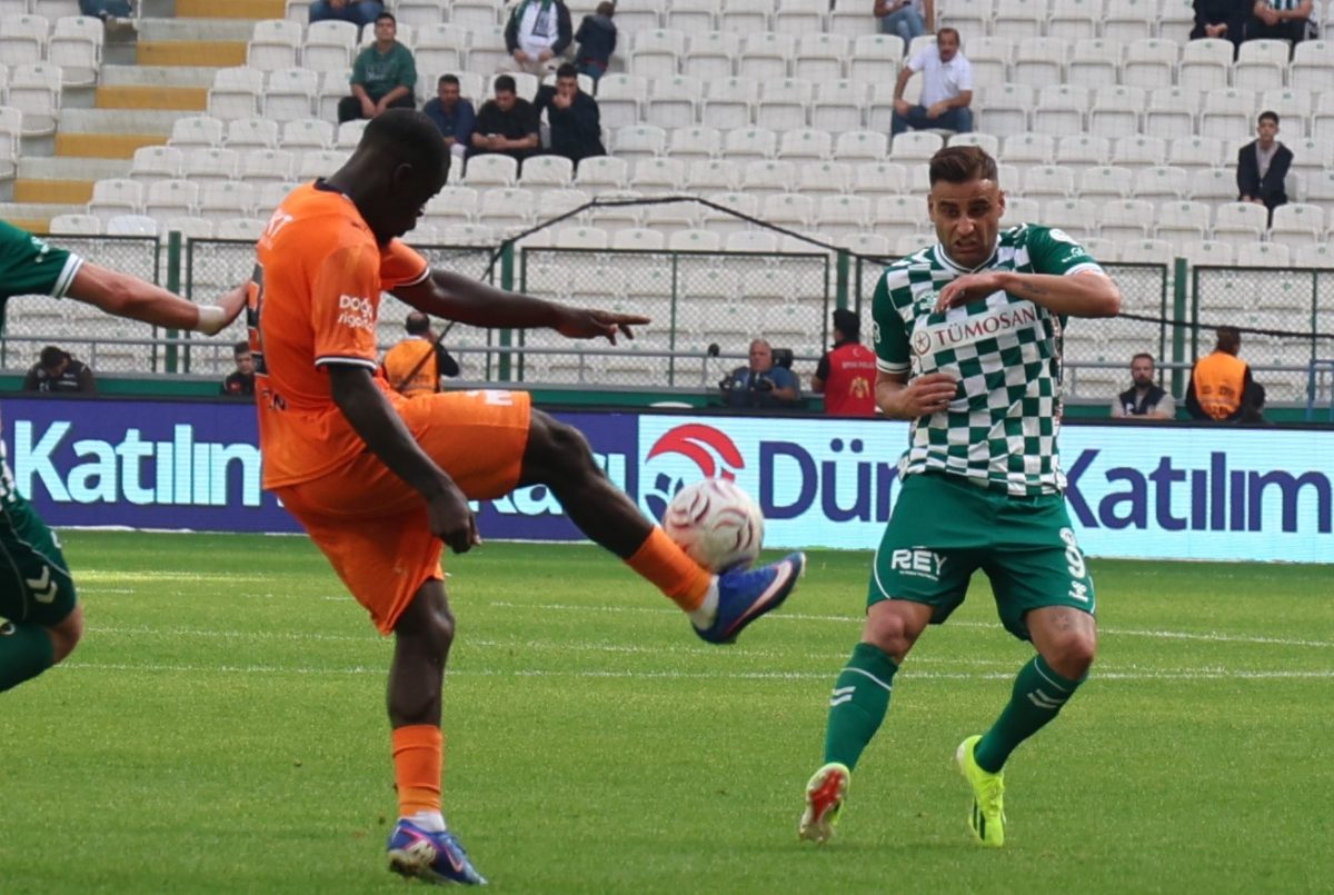 Trendyol Süper Lig: Konyaspor: 0 - Başakşehir: 0 (Maç sonucu) - Foto 3