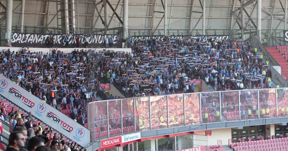 Trendyol Süper Lig: Samsunspor: 0 - Trabzonspor: 0 (Maç devam ediyor) - Foto 8