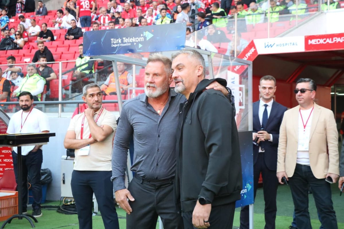 Trendyol Süper Lig: Samsunspor: 0 - Trabzonspor: 0 (Maç devam ediyor)