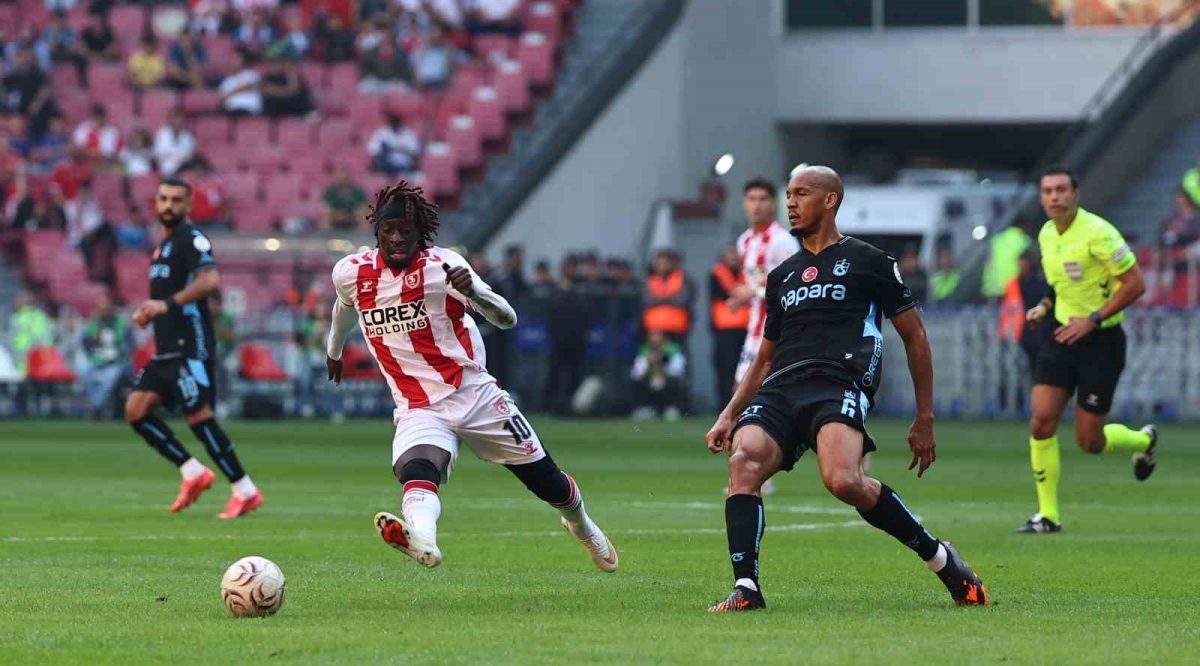 Trendyol Süper Lig: Samsunspor: 0 - Trabzonspor: 3 (İlk yarı) - Foto 4