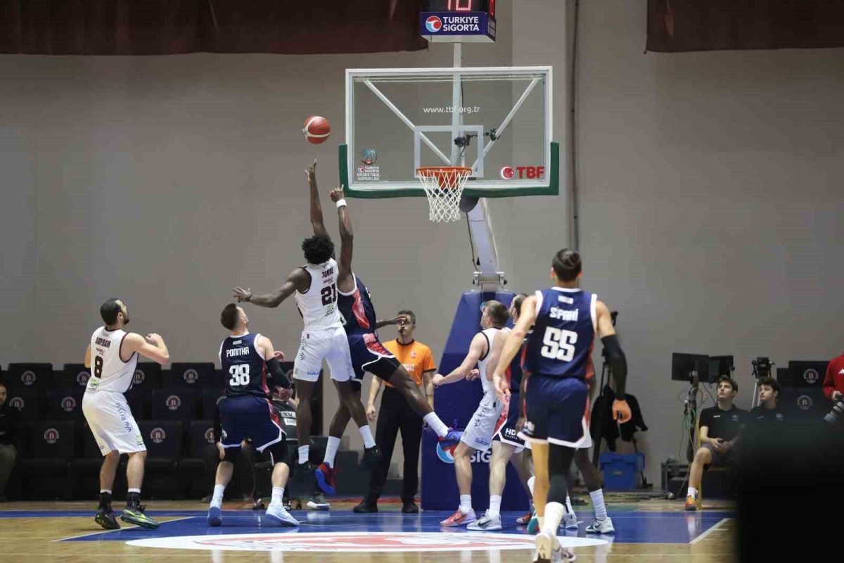 Türkiye Sigorta Basketbol Süper Ligi: Bordo Basketbol: 103 - Bahçeşehir Koleji: 88
