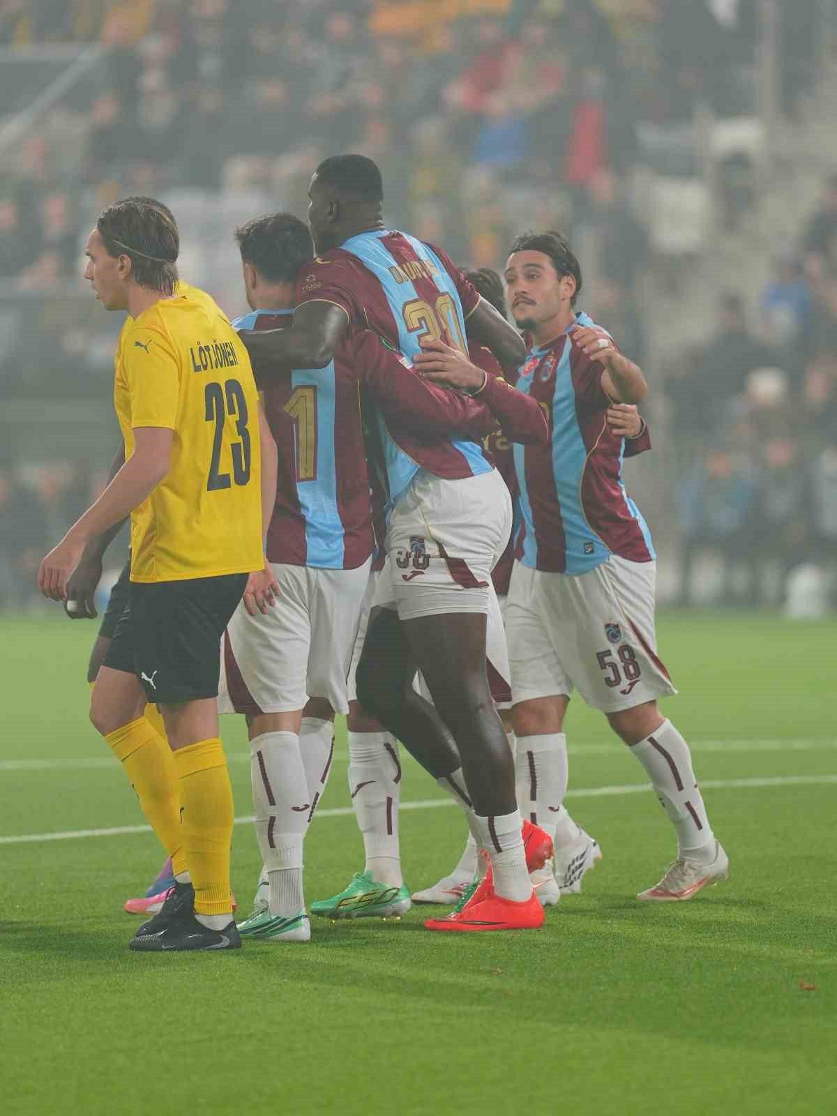 UEFA Konferans Ligi: KuPS Kuopio: 0 - Trabzonspor: 2 (İlk yarı) - Foto 2