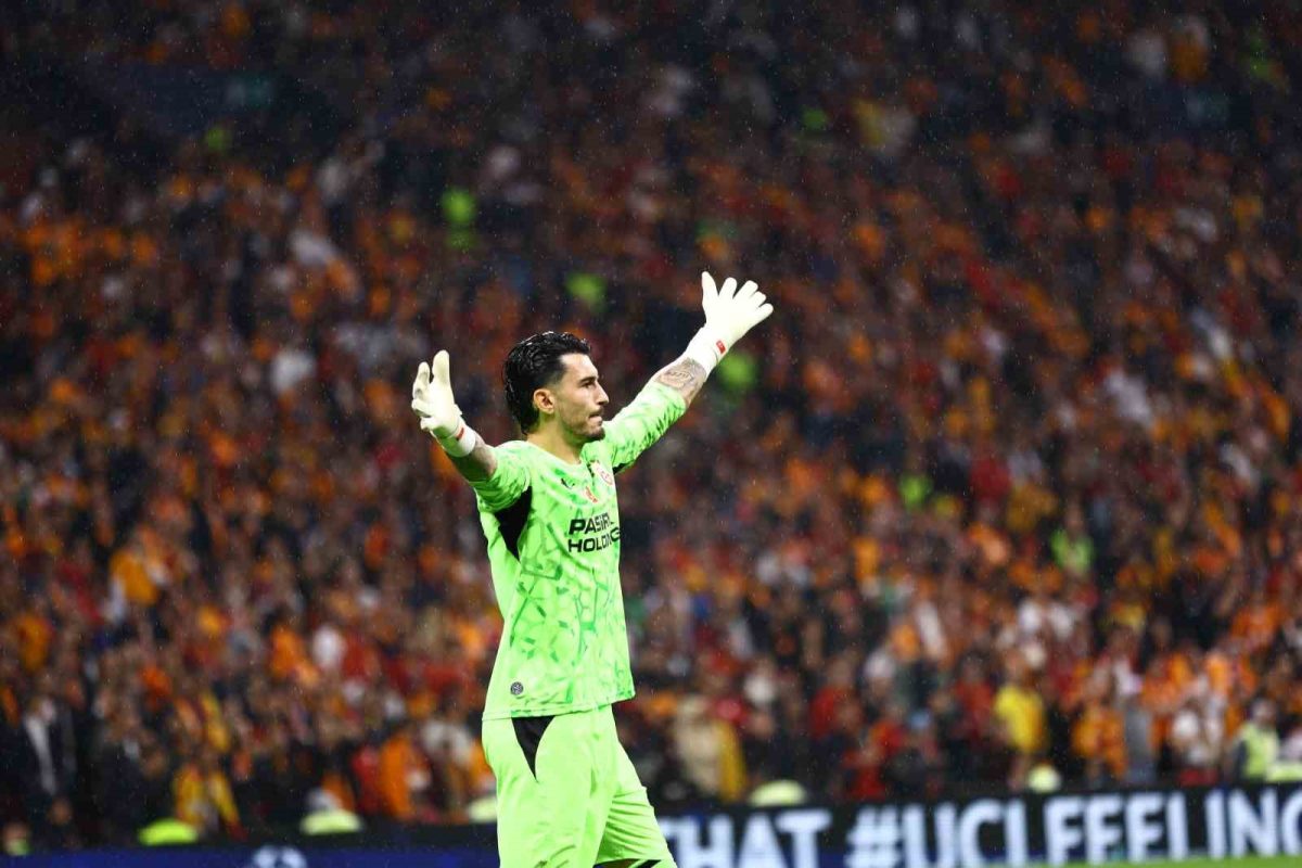 UEFA Şampiyonlar Ligi: Galatasaray: 1 - Barcelona: 1 (İlk yarı) - Foto 2