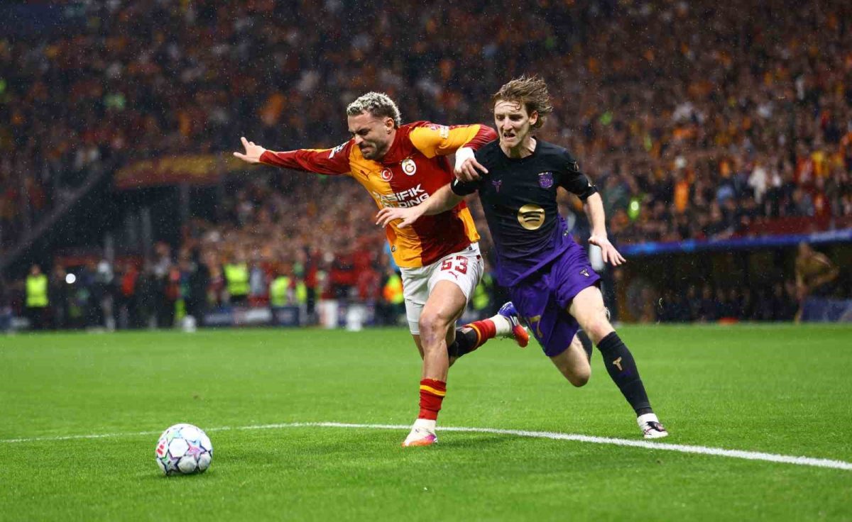UEFA Şampiyonlar Ligi: Galatasaray: 1 - Barcelona: 1 (İlk yarı) - Foto 5