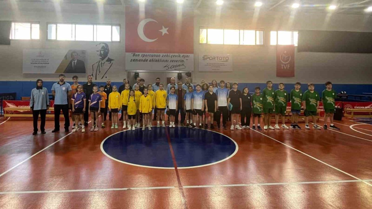 Yıldızlar Kulüplü Takım ve Ferdi Müsabakaları tamamlandı